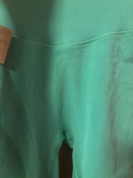 Fabletics Tights - Picture 2 of 3